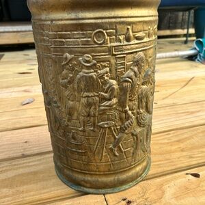 Vintage brass Embossed trash can /umbrella stand